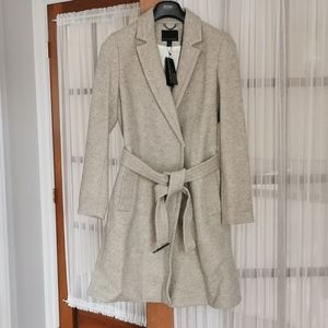 Banana Republic stunning Italian wool coat. Beige/light grey. Size 10